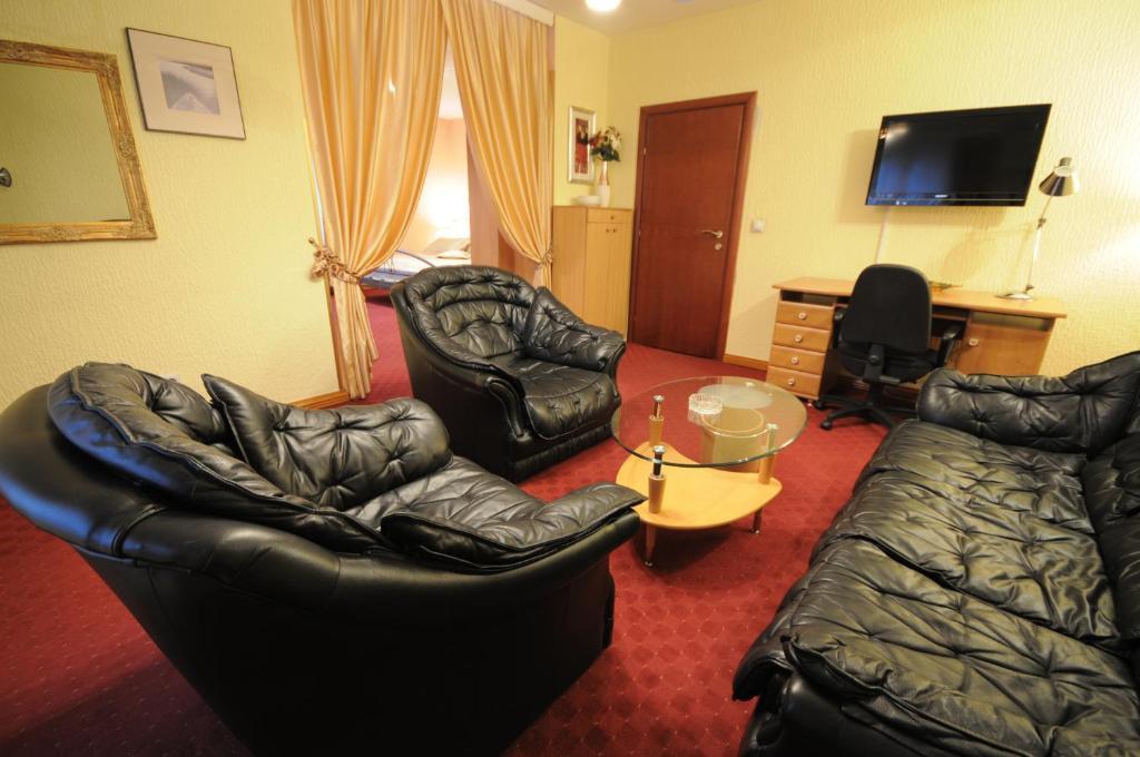 بانيا لوكا Golden Card Motel الغرفة الصورة