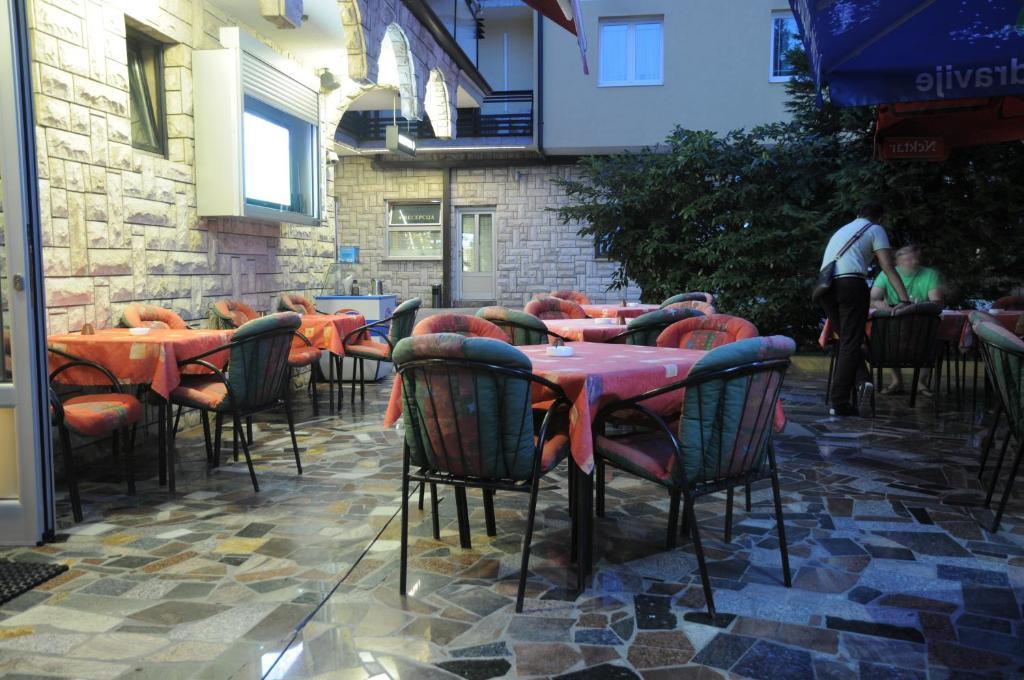 بانيا لوكا Golden Card Motel المظهر الخارجي الصورة