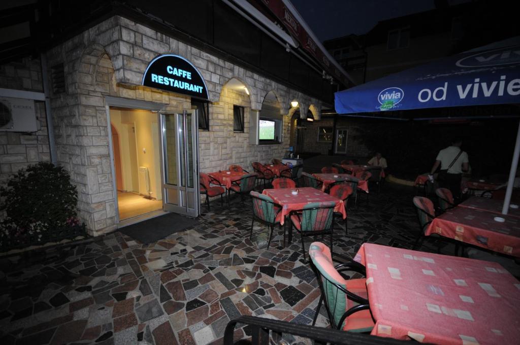 بانيا لوكا Golden Card Motel المظهر الخارجي الصورة